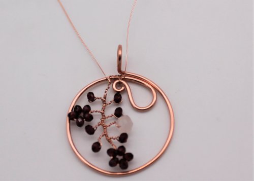 Abby Hook's Jasmine Pendant - Attach the vine, Contemporary Wire Jewelry, Coiling, Coiling Wire, Wire Coiling, Loops, Wire Loop, Wrapped Wire Loop, coil the wire around the frame